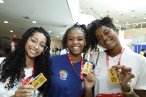 Bienal do Livro Bahia 2026 tem início e fortalece políticas de incentivo à leitura